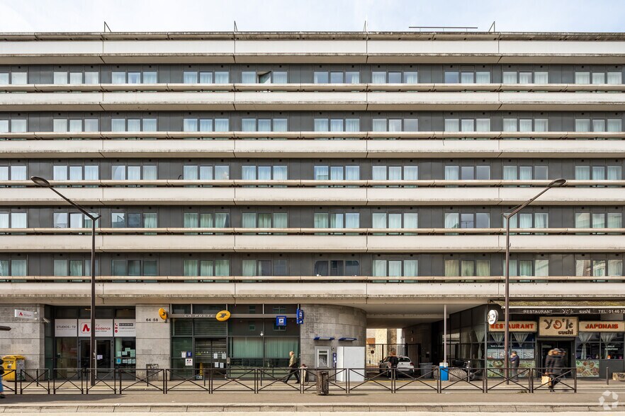 Office in Ivry-sur-Seine for lease - Building Photo - Image 3 of 6