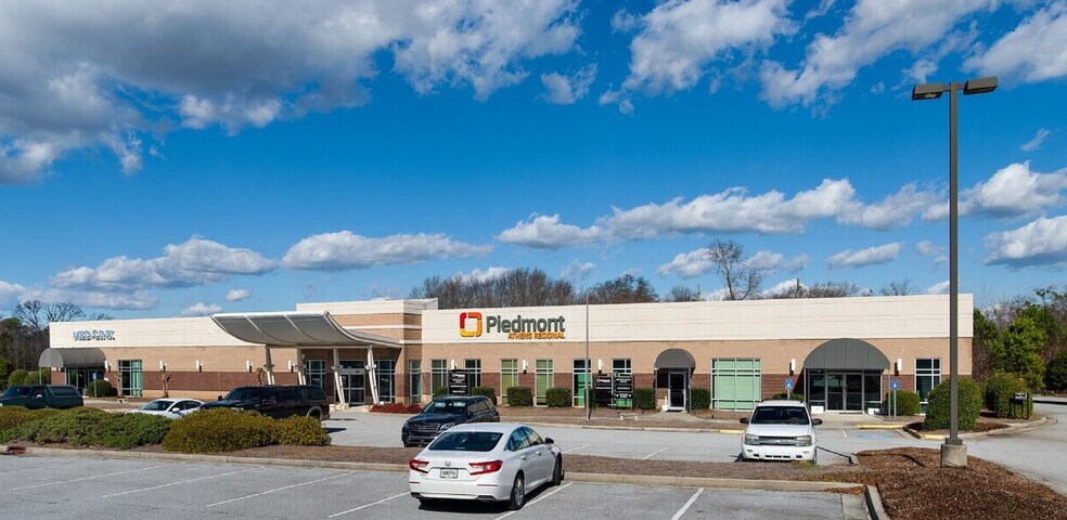 930 Franklin Springs St, Royston, GA for lease - Building Photo - Image 2 of 2