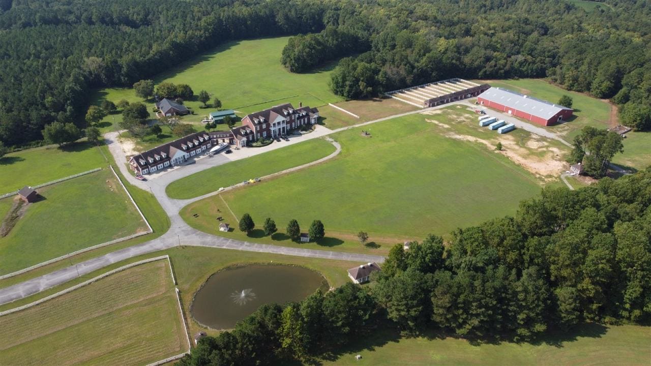 7742 Quaker Dr, Suffolk, VA 23437