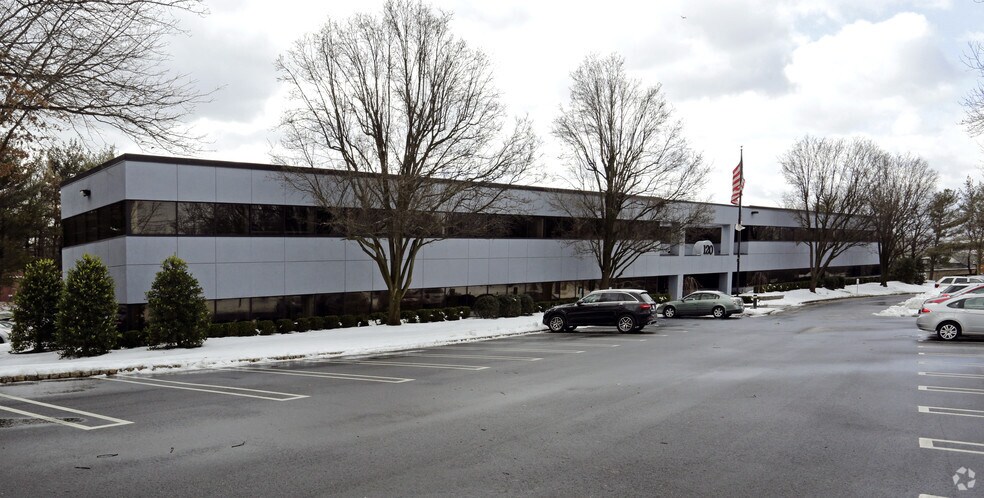 120 NJ-17, Paramus, NJ for sale - Primary Photo - Image 1 of 1