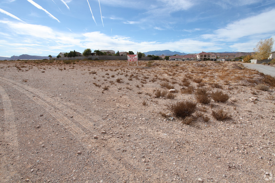 S Durango Dr, Las Vegas, NV for sale - Building Photo - Image 1 of 5