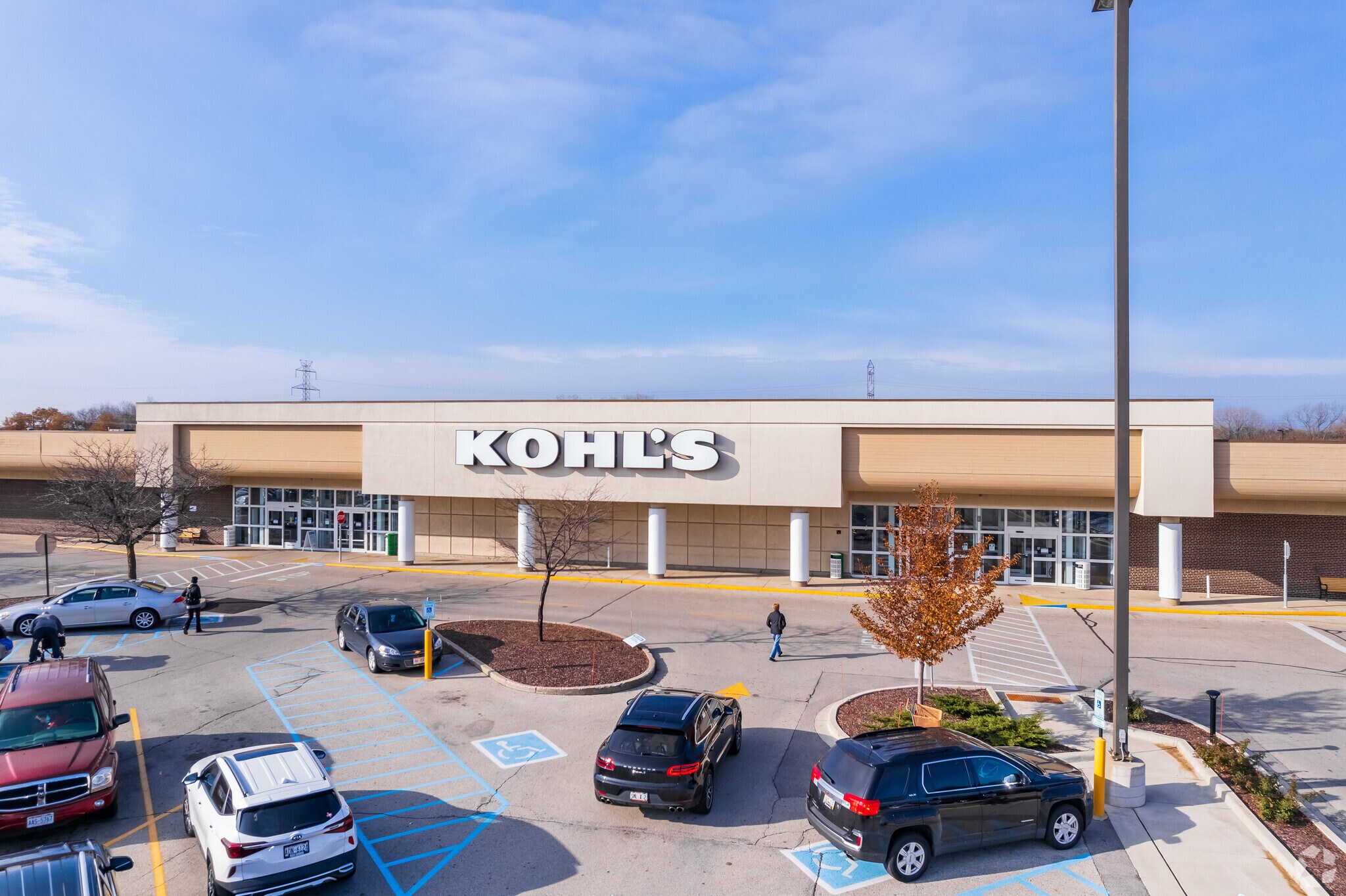 The Tile Shop South 108th Street West Allis Wi 2625 S 108th St, West Allis, WI 53227 - West Allis Center | LoopNet