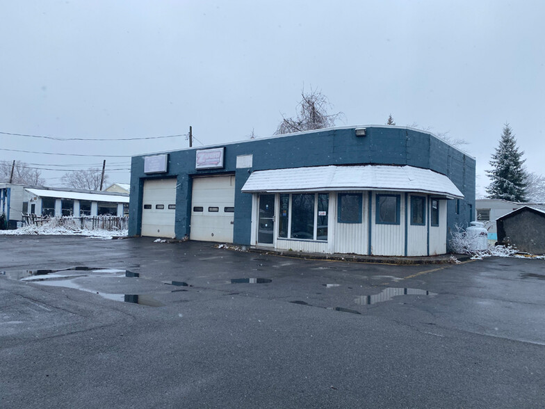 7400 Porter Rd, Niagara Falls, NY for sale - Building Photo - Image 1 of 1