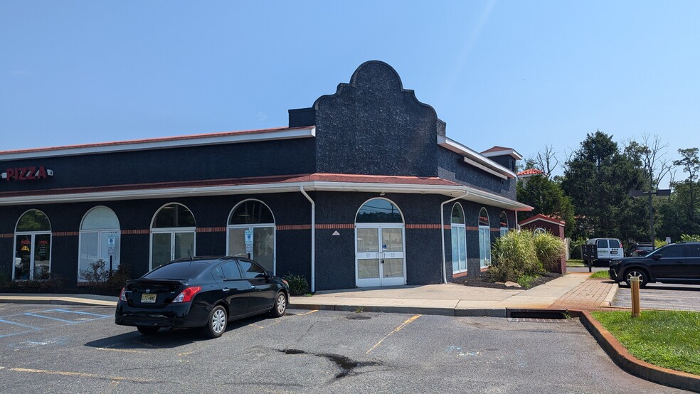 969-999 Us Highway 9 N, Howell, NJ for lease - Building Photo - Image 2 of 5