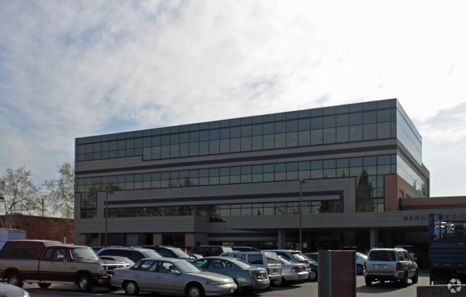 3941 J St, Sacramento, CA for sale - Building Photo - Image 3 of 7