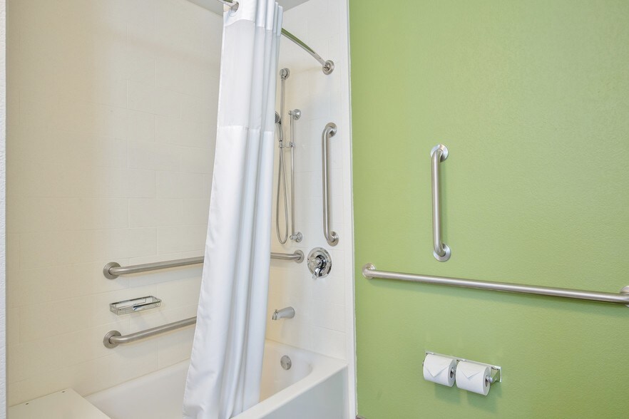 2810 State Highway 361, Ingleside, TX for sale - Interior Photo - Image 1 of 1