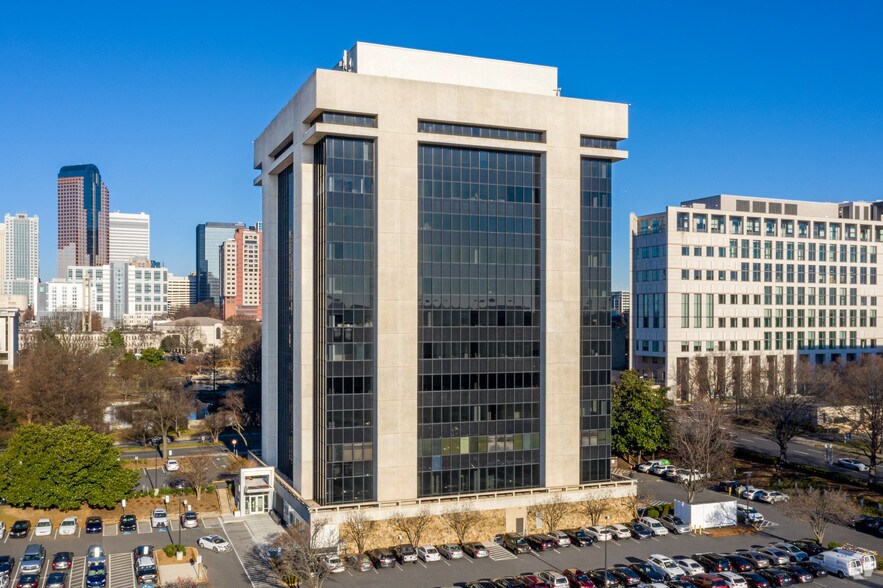 301 S McDowell St, Charlotte, NC for lease - 301 Midtown - Image 1 of 18