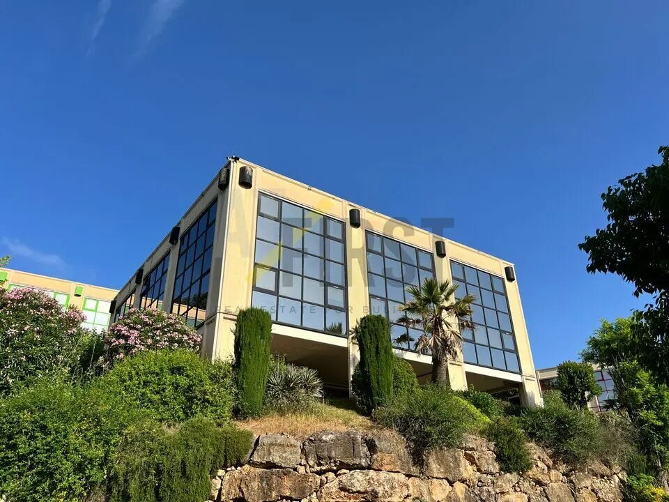 Office in Vallauris for lease Building Photo- Image 1 of 7