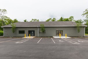 49 Macy St, Amesbury MA - NNN Property