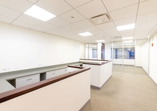 10 S LaSalle St, Chicago, IL for lease Interior Photo- Image 2 of 5