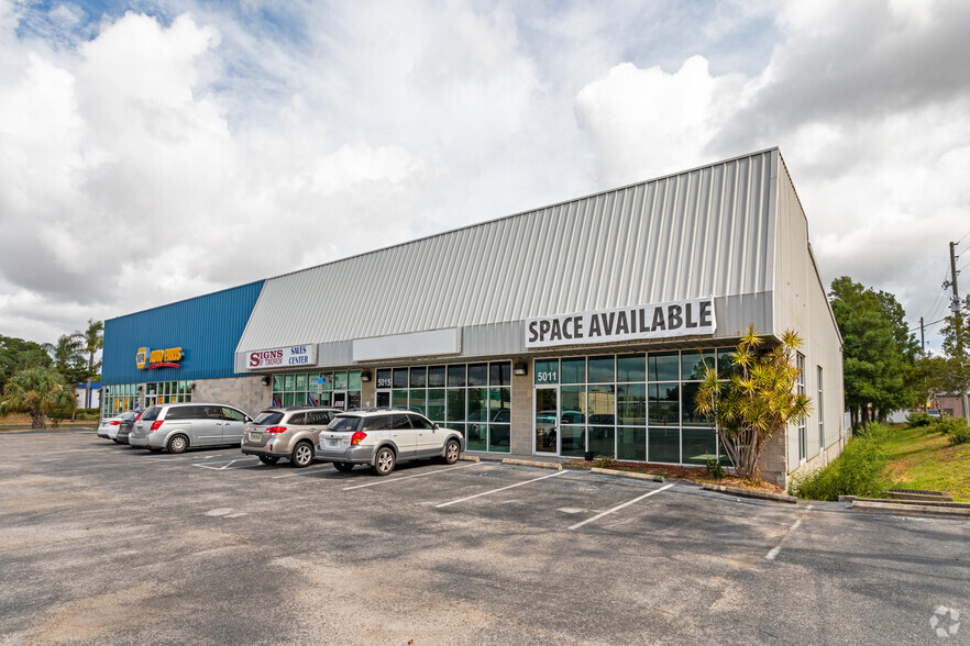 5011-5047 Ulmerton Rd, Clearwater, FL for lease - Building Photo - Image 3 of 5