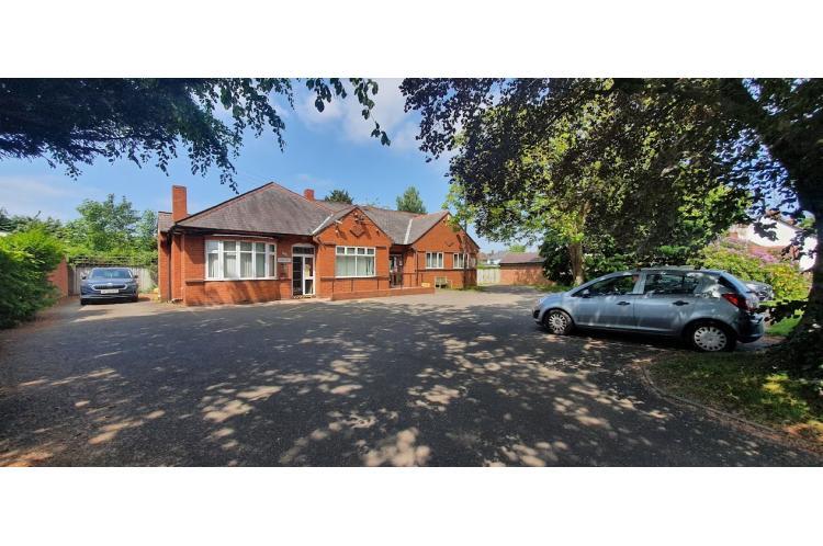 81 Prestwood Rd W, Wolverhampton for sale - Building Photo - Image 1 of 6