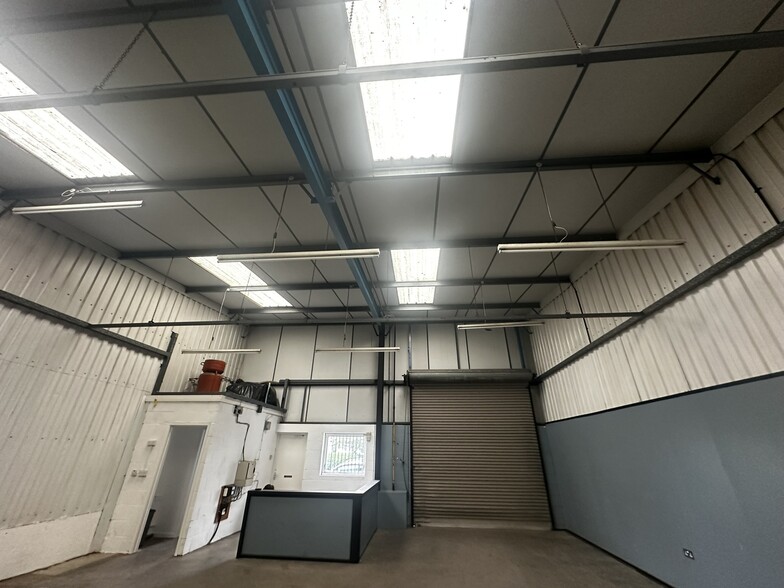 Northbrook Close, Worcester for lease - Building Photo - Image 3 of 4