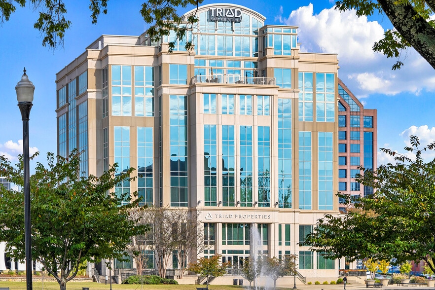 100 Church St SW, Huntsville, AL for lease - Building Photo - Image 1 of 24