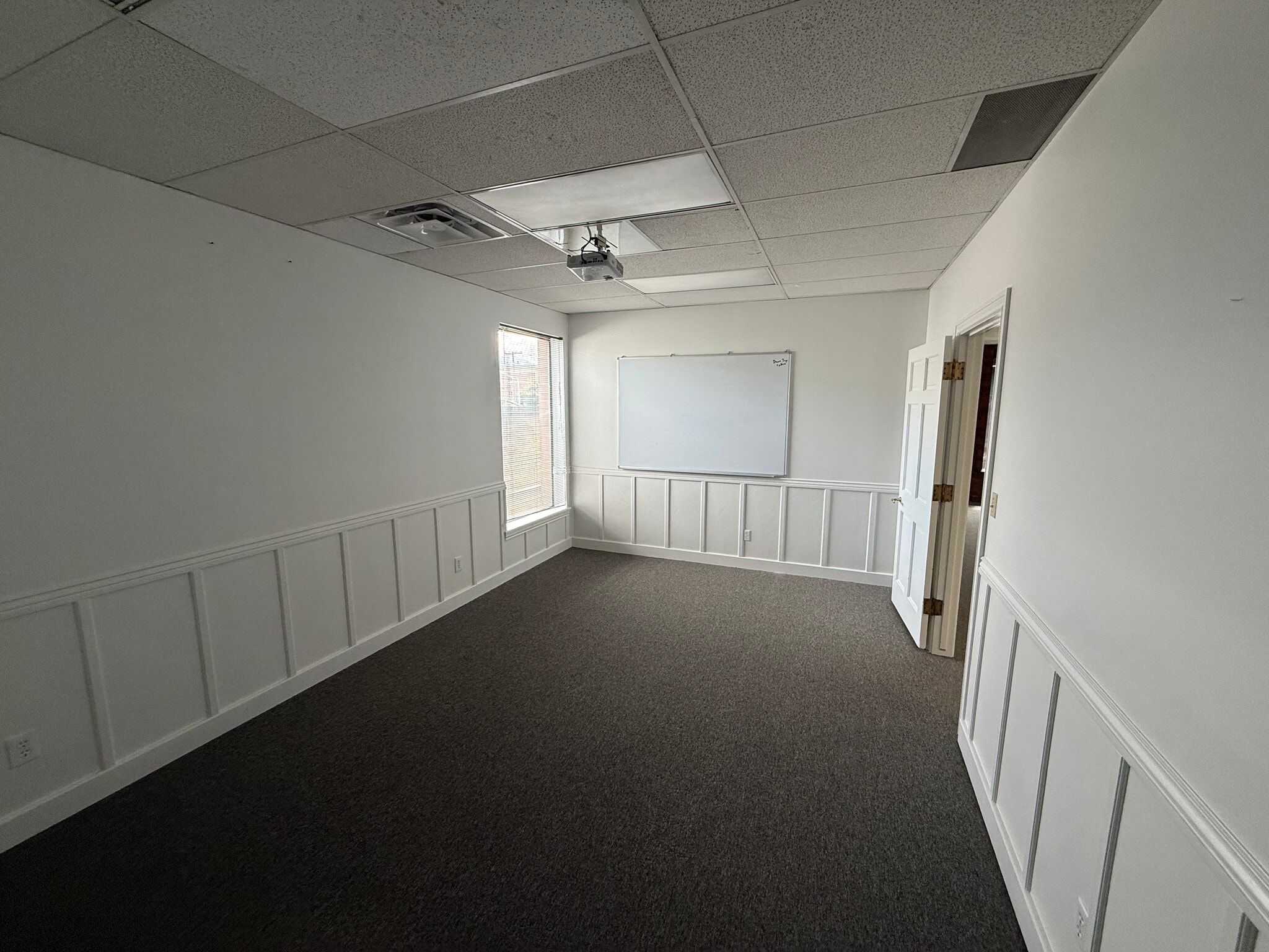 261 E Broadway, Salt Lake City, UT for lease Interior Photo- Image 1 of 3