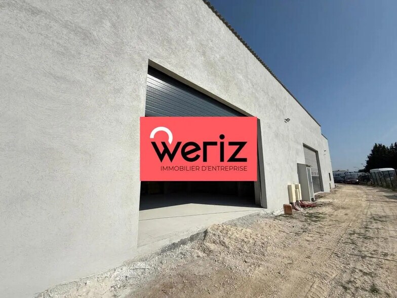 Flex in Rognac for lease - Building Photo - Image 2 of 11