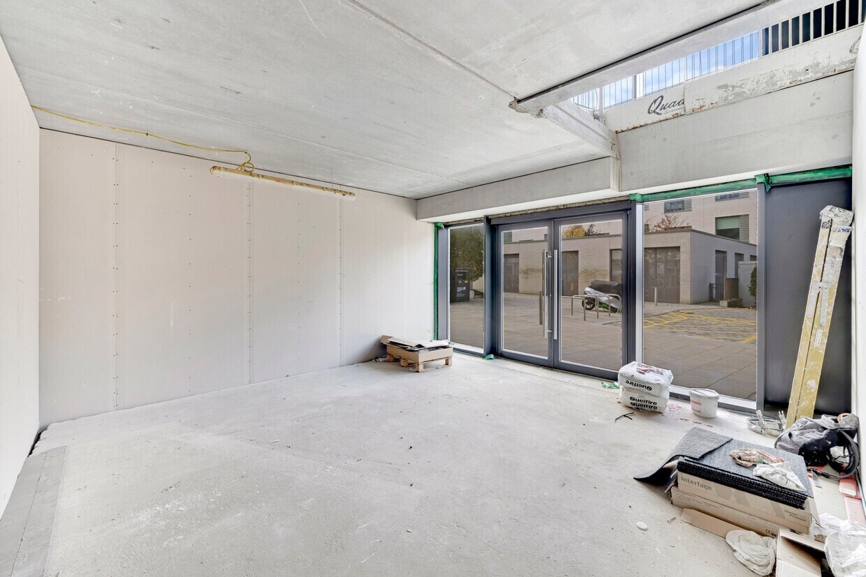 John Harrison Square, London for lease Interior Photo- Image 1 of 6