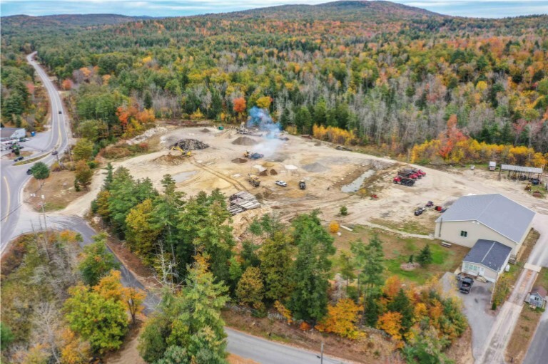 35 Parade Rd, Deerfield, NH for sale Primary Photo- Image 1 of 6