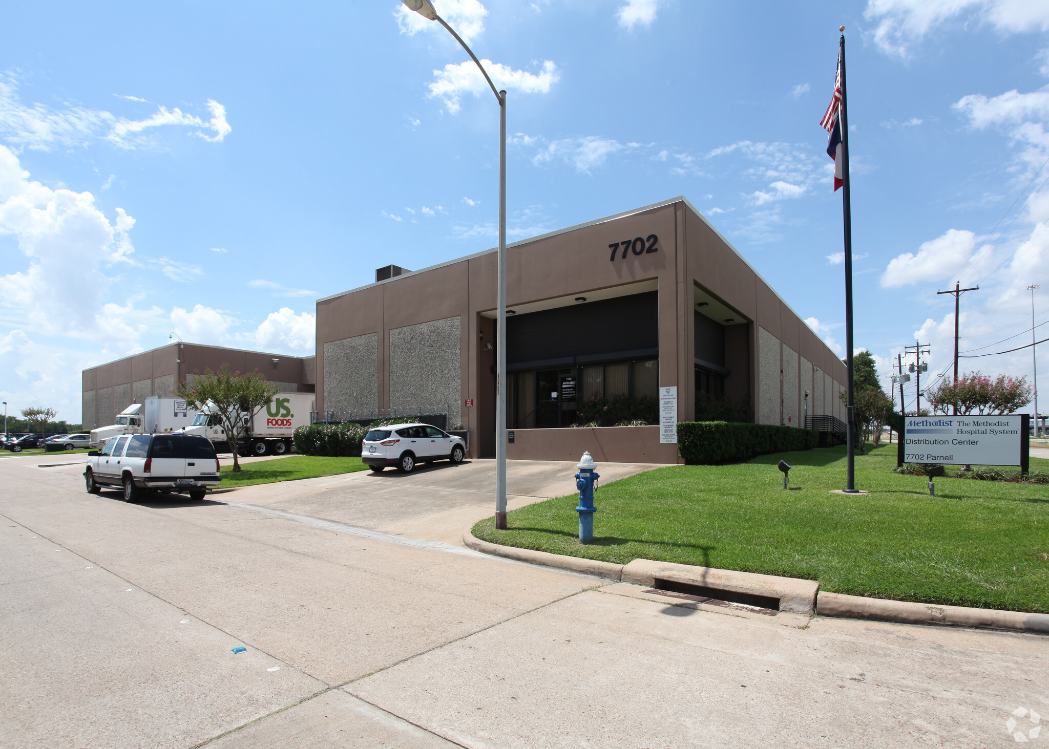 7702 Parnell St, Houston, TX for lease Building Photo- Image 1 of 13