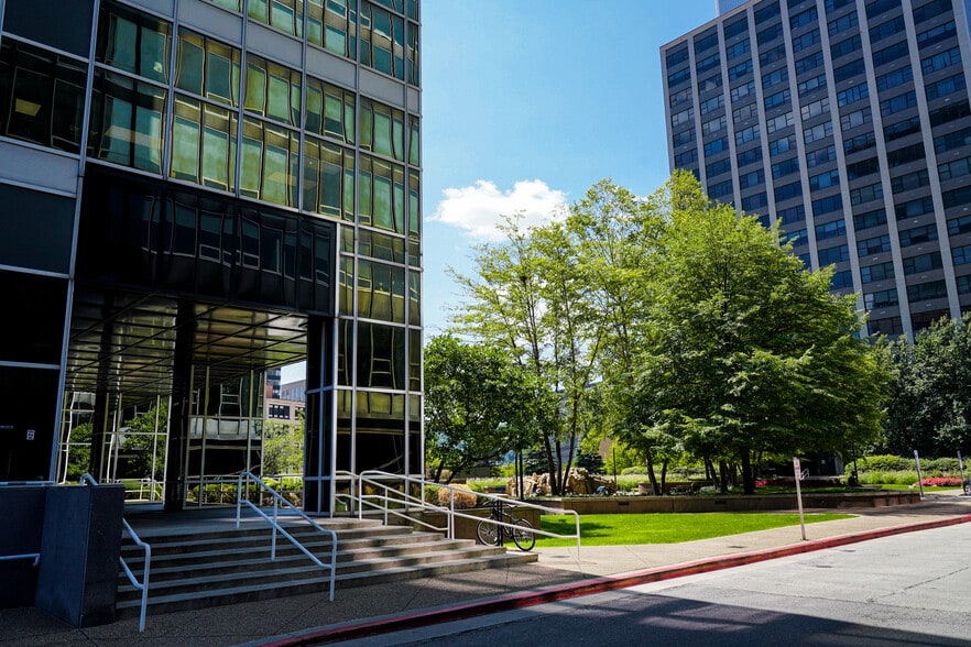 112 Washington Pl, Pittsburgh, PA for lease - Building Photo - Image 3 of 15