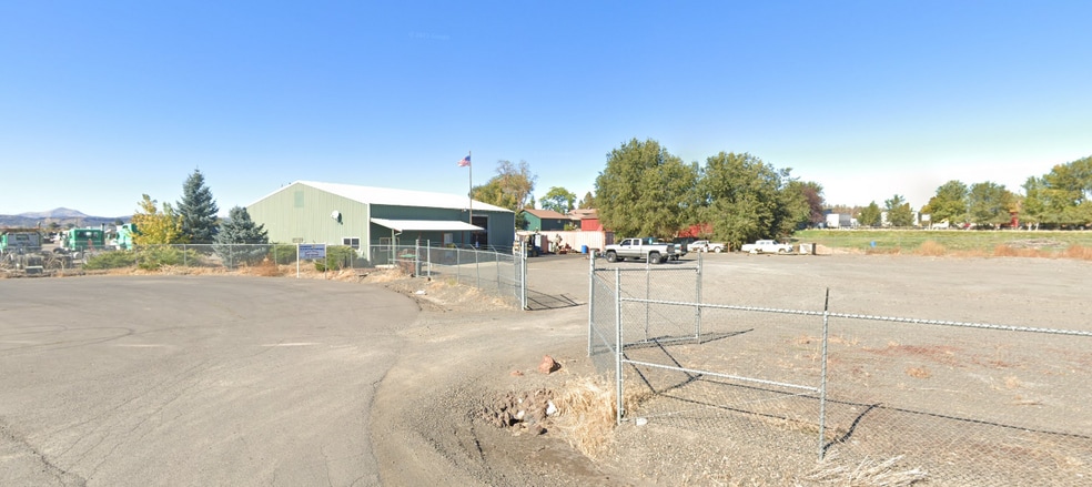 2261 NW Industrial Park Rd, Prineville, OR for sale - Building Photo - Image 1 of 2