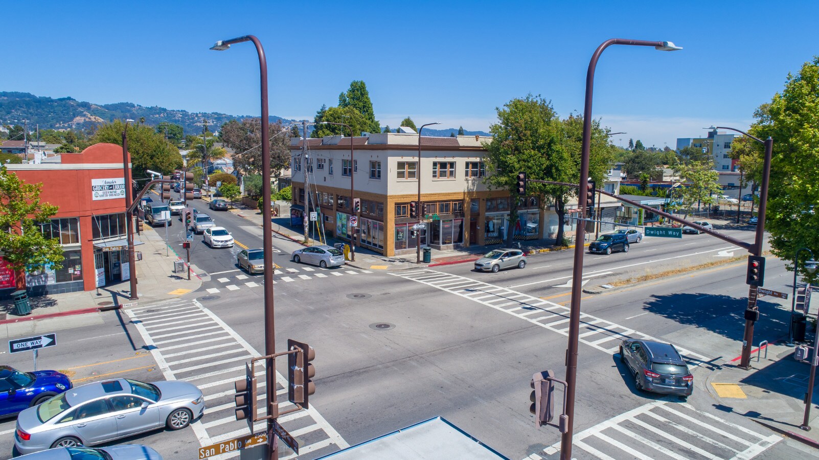 25012507 San Pablo Ave, Berkeley, CA 94702