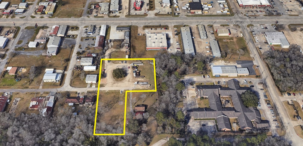 4750 & 4755 BELMONT, Beaumont, TX for lease - Primary Photo - Image 1 of 7