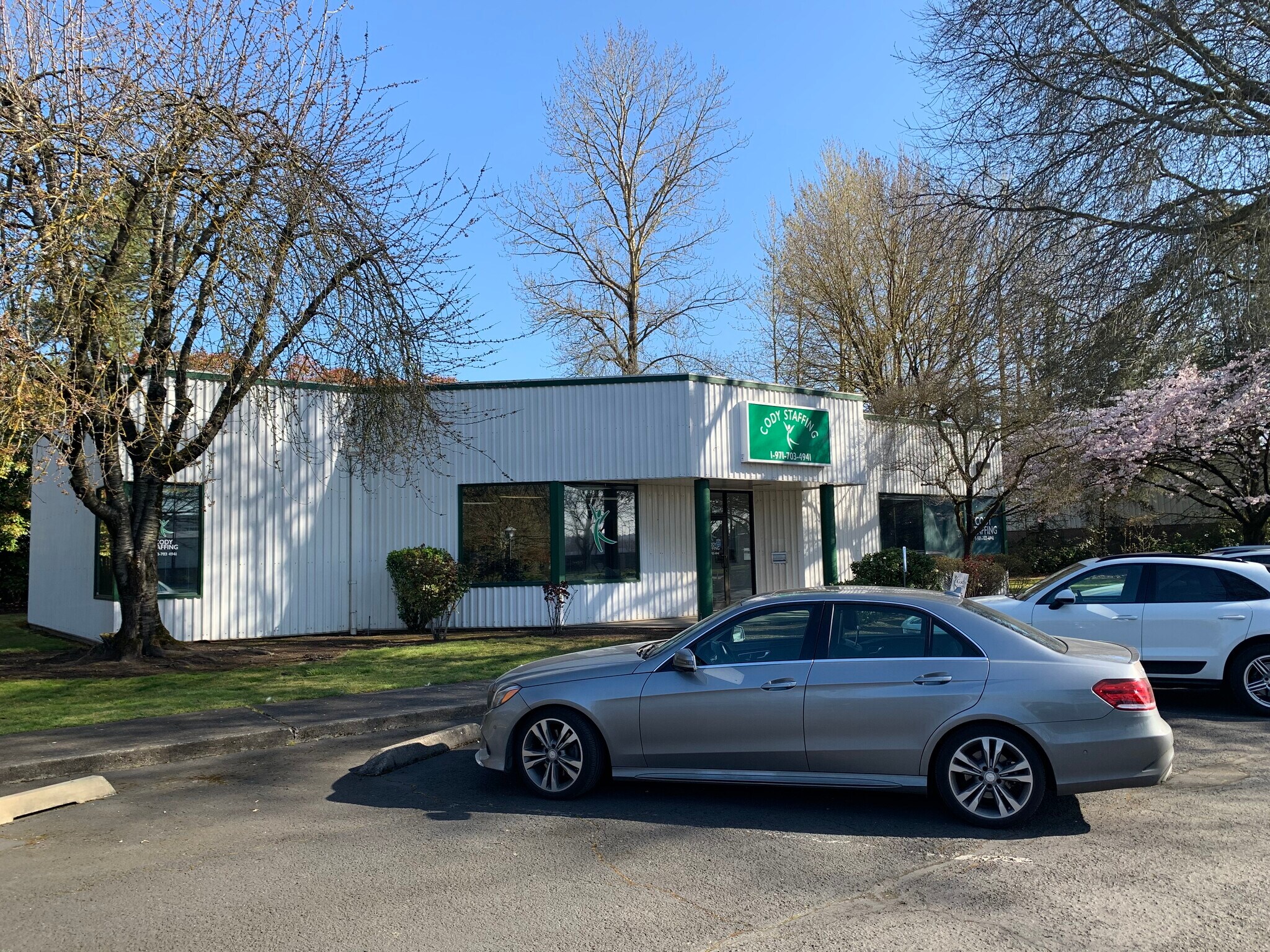 9715 N Ramsey Blvd, Portland, OR for sale Building Photo- Image 1 of 1