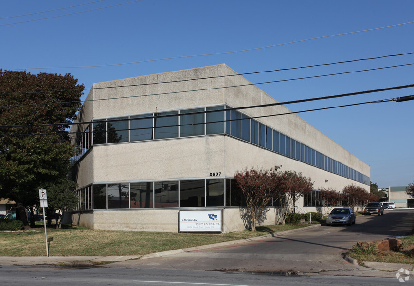 2607 Walnut Hill Ln, Dallas, TX for lease - Building Photo - Image 3 of 16