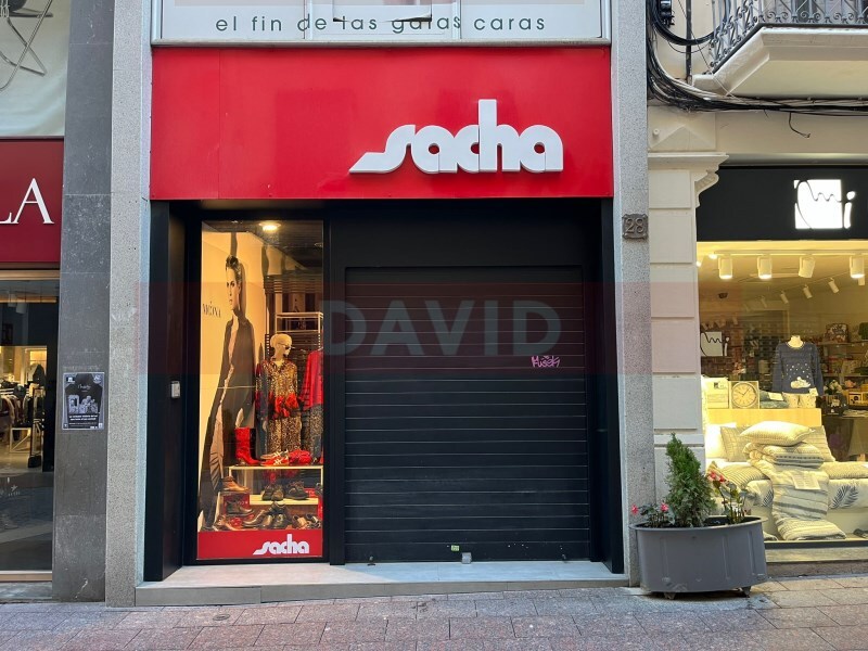 Retail in Reus, Tarragona for lease Interior Photo- Image 1 of 5