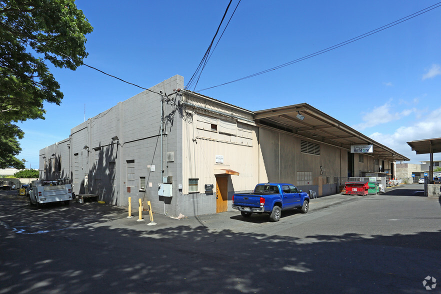 922 Austin Ln, Honolulu, HI for lease - Primary Photo - Image 1 of 12