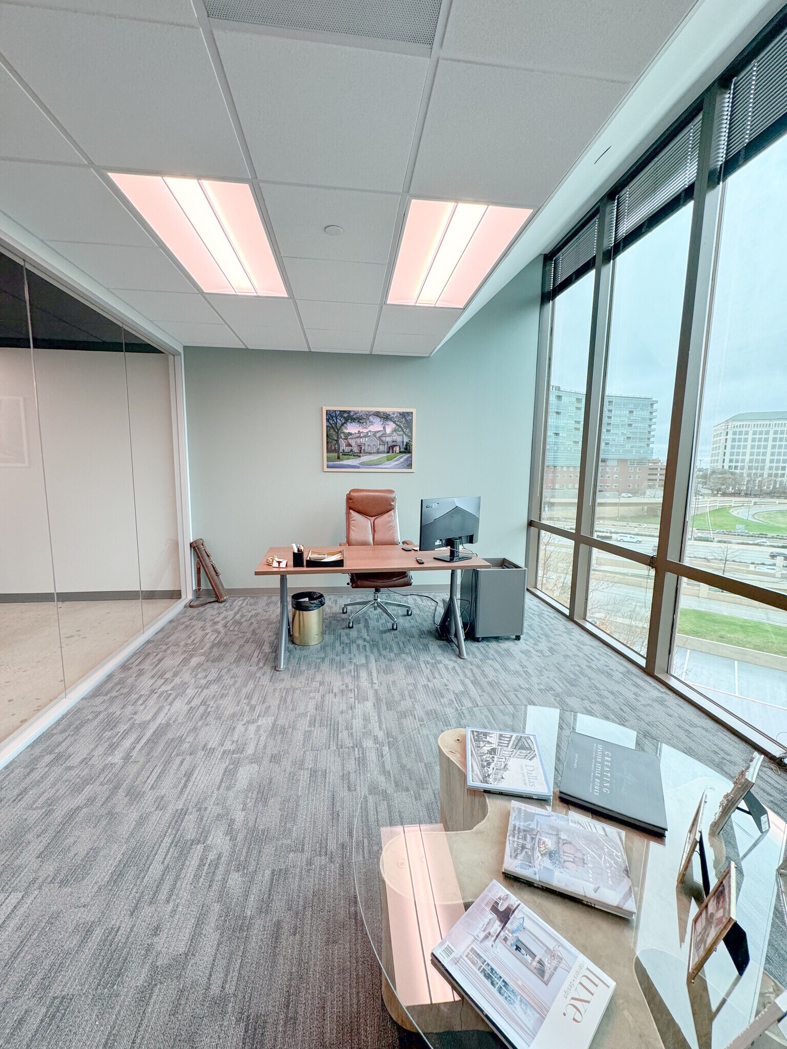 8350 N Central Expy, Dallas, TX for lease Interior Photo- Image 1 of 11