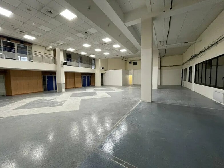 21 Rue Voltaire, Drancy for lease - Building Photo - Image 3 of 8