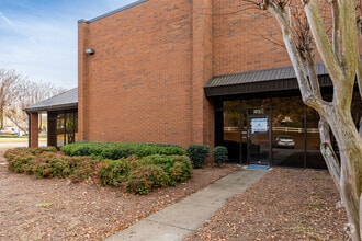 150 Hembree Park Dr, Roswell, GA for lease Building Photo- Image 1 of 8