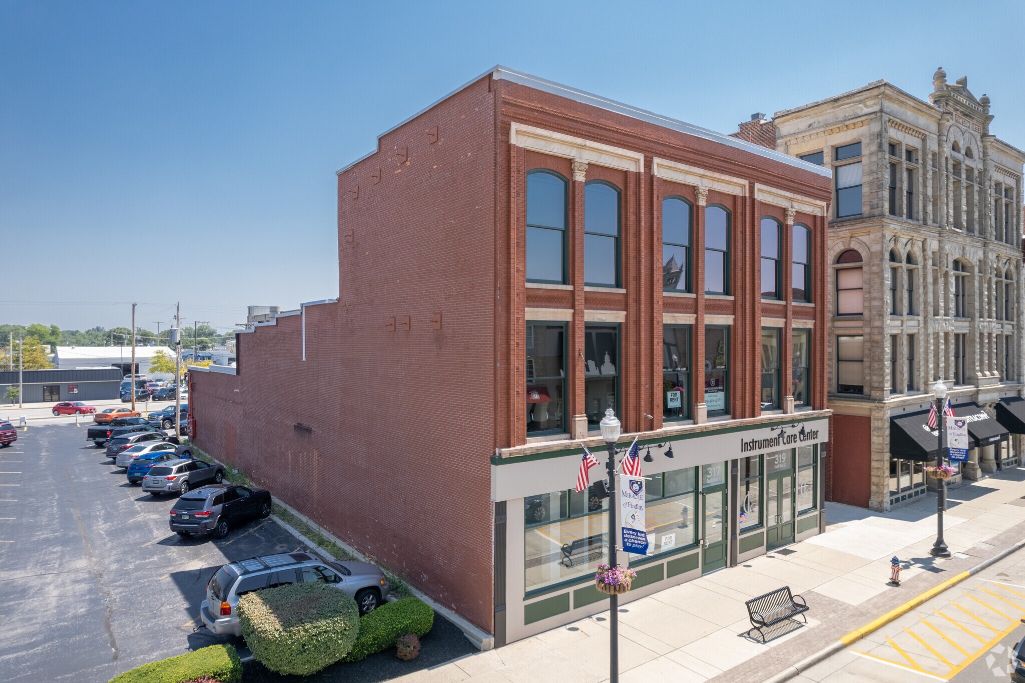 319 S Main St, Findlay, OH for sale Primary Photo- Image 1 of 1