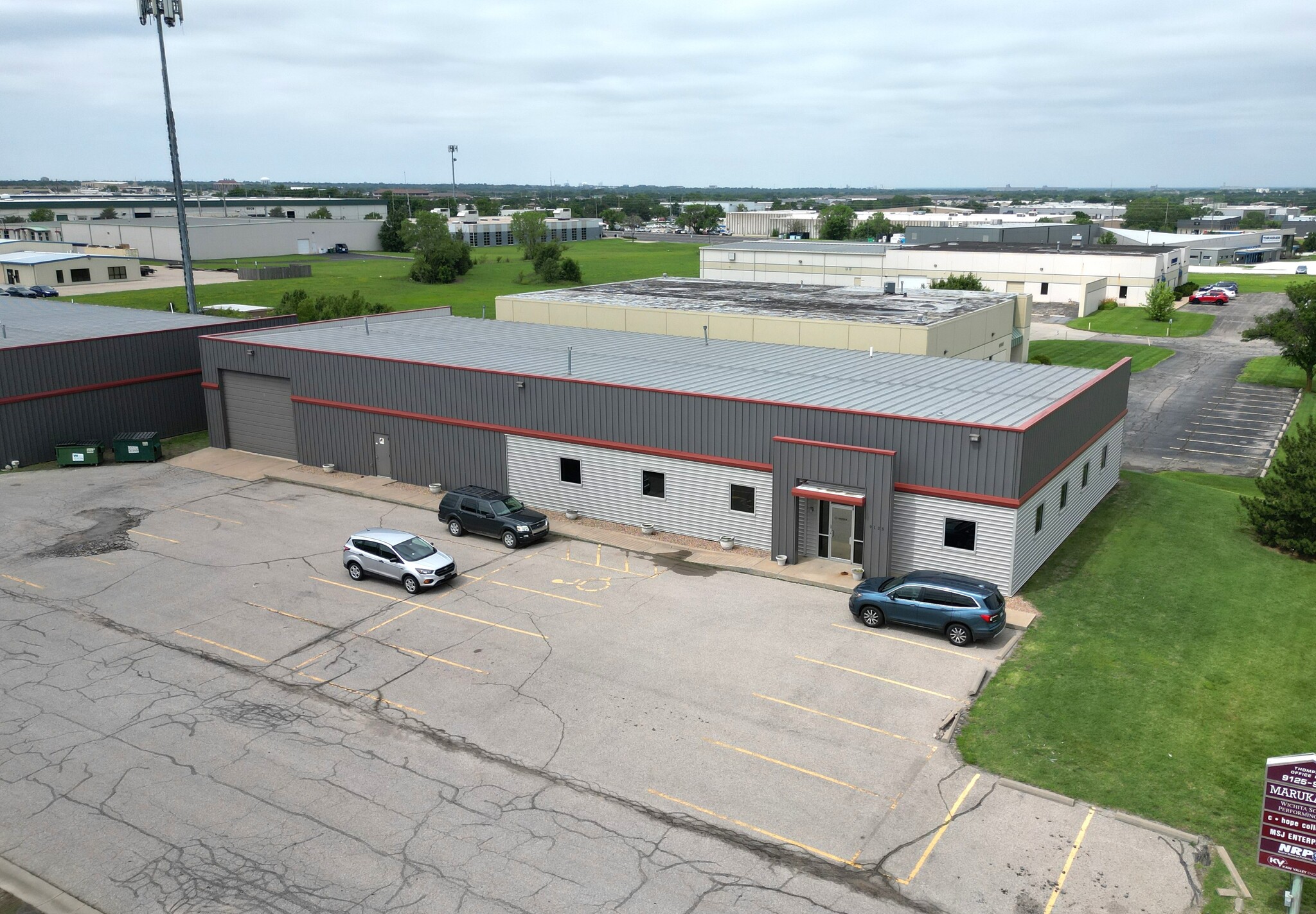 9125 E 37th St, Wichita, KS for lease Building Photo- Image 1 of 11