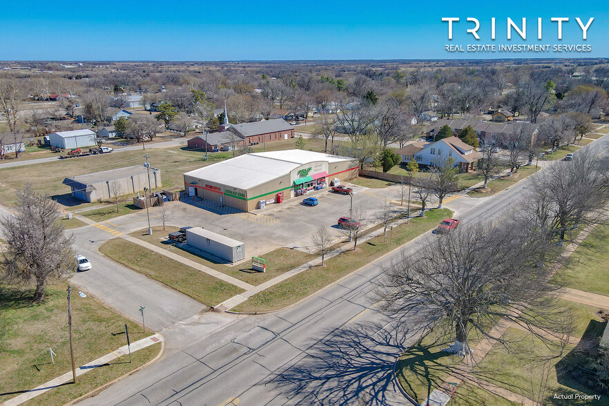 208 S Broadway St, Marlow, OK for sale - Building Photo - Image 1 of 1