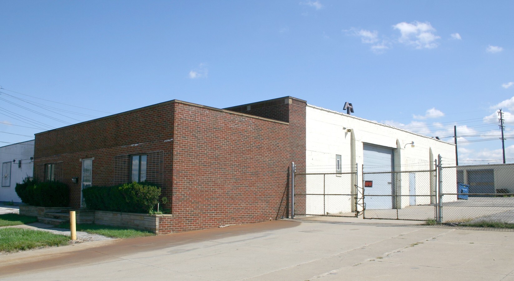 23500 Lakeland Blvd, Euclid, OH 44132