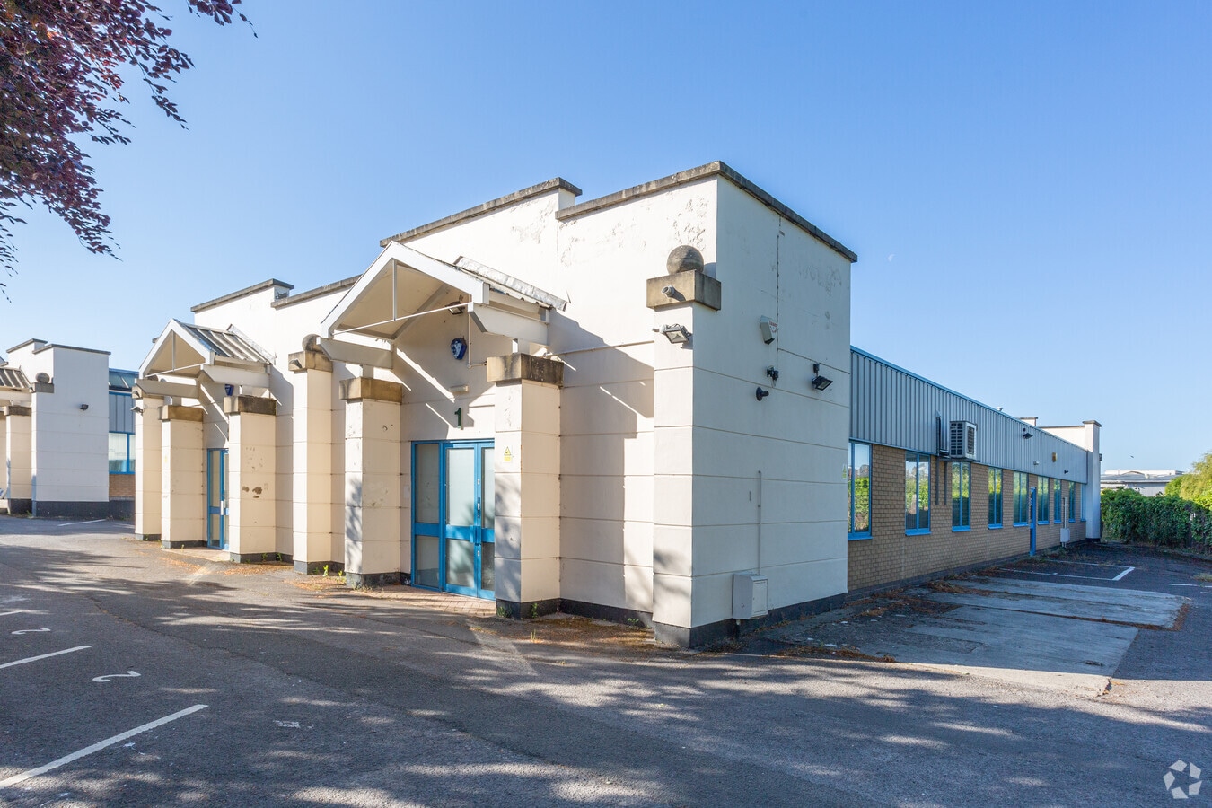 Alstone Ln, Cheltenham, GLS GL51 8HF