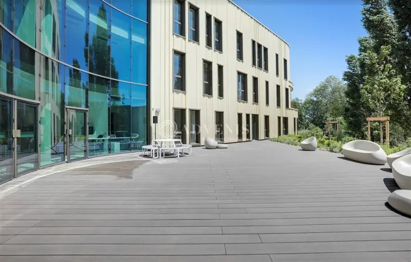 Office in Limonest for lease - Building Photo - Image 2 of 10