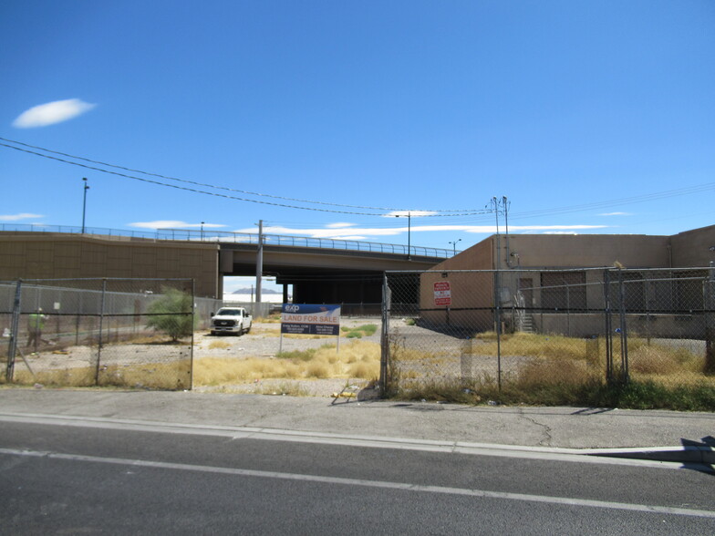 1227 Western Ave, Las Vegas, NV for sale - Building Photo - Image 1 of 9