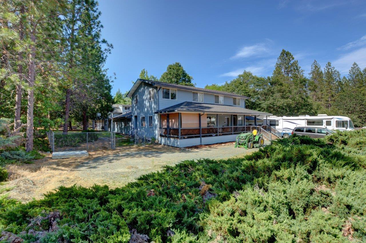 625 Barbara Drive, Grants Pass, OR for sale Primary Photo- Image 1 of 100