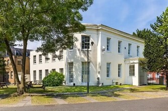 1 Central Rd, Morden for lease Building Photo- Image 2 of 38