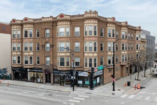 3264-3270 N Clark St, Chicago IL - Bar