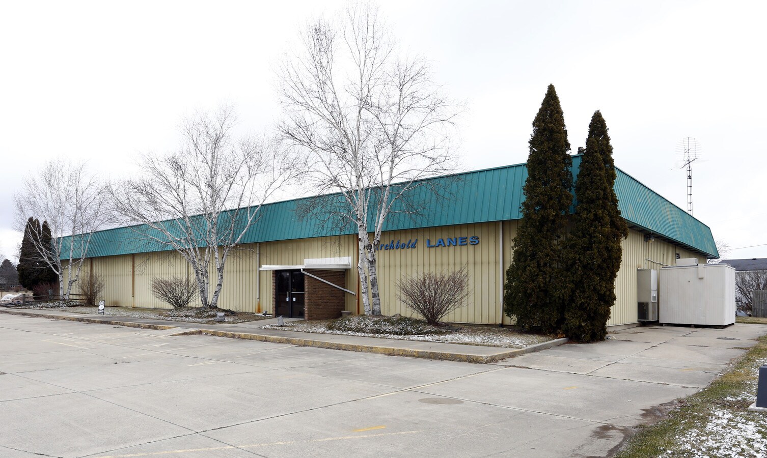 1010 S Defiance St, Archbold, OH 43502