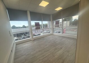 253 Cowbridge Rd W, Cardiff for lease Interior Photo- Image 2 of 5