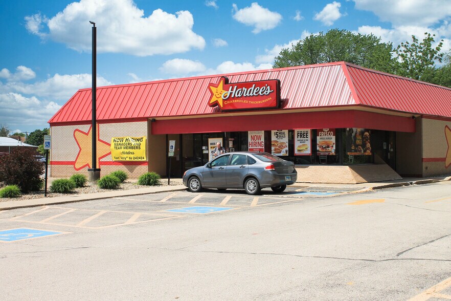 638 N Main St, Canton, IL for sale - Building Photo - Image 1 of 1