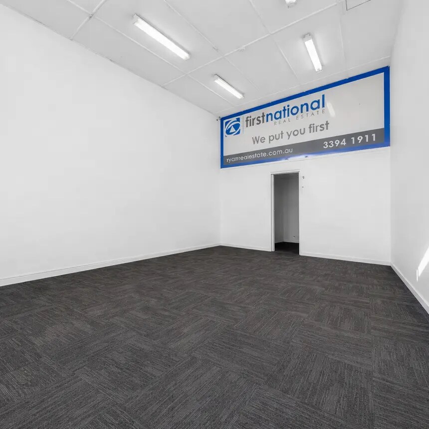 186 Cavendish Rd, Coorparoo for lease Interior Photo- Image 1 of 7