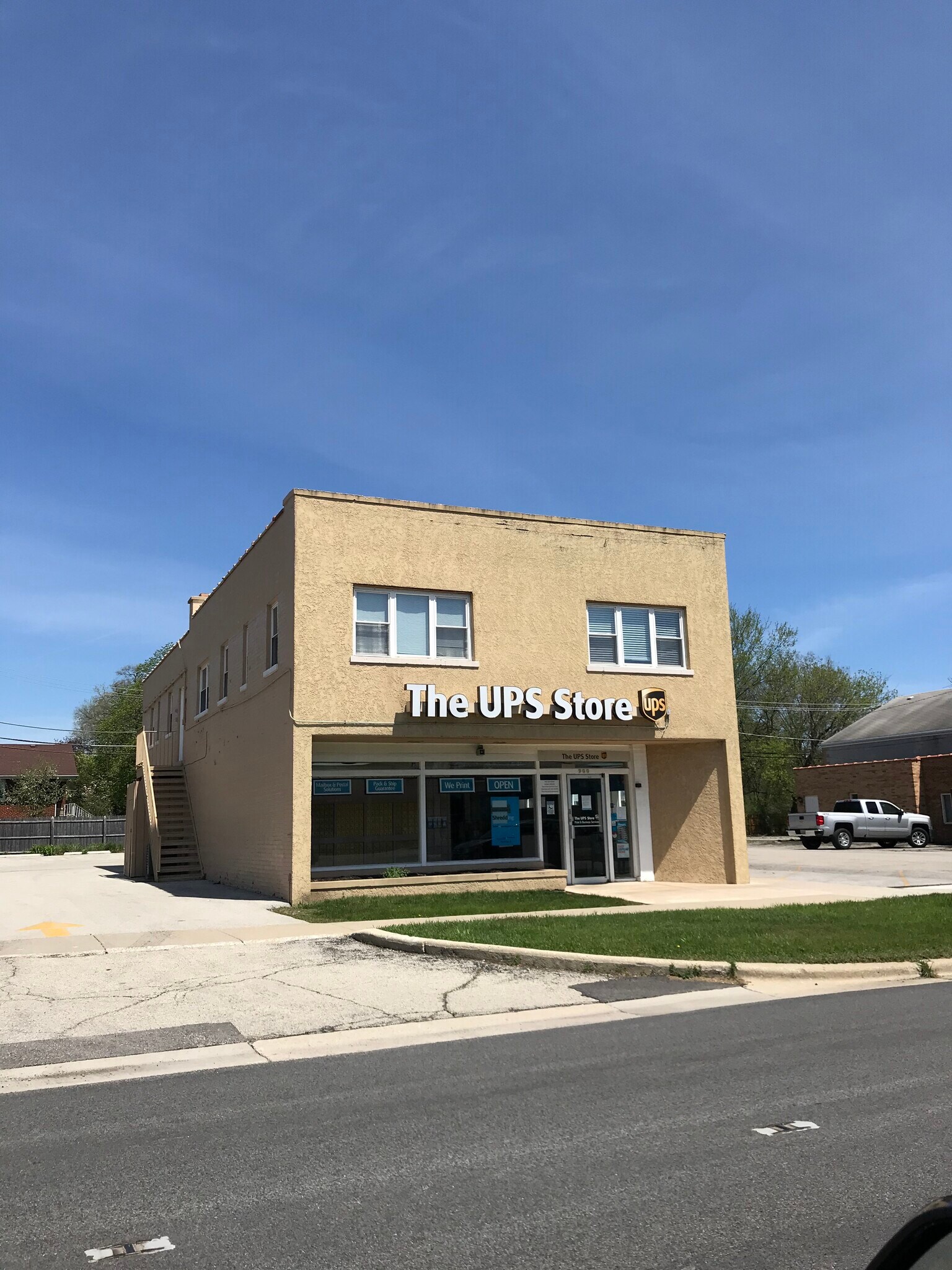 2700 Ogden Ave Downers Grove - v8fa9tl