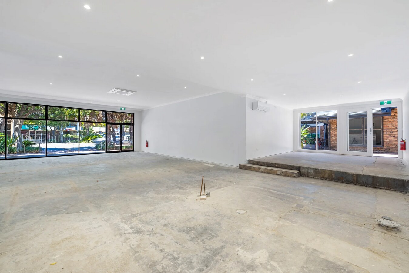 331-335 Barrenjoey Rd, Newport, NSW 2106 - Unit 10 & 14 - - Interior Photo - Image 2 of 7